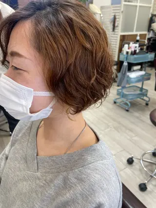 ショート パーマ アイブロウ◎ rista藤岡佳世のヘアスタイル