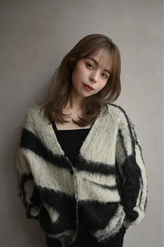 カラー aya / カットカラーのヘアスタイル