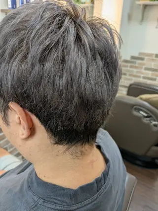 カラー メンズ VIS-a-Vis 本蓮沼店所属・タカマツ アユムのヘアスタイル