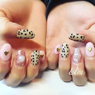 ネイル UrakoNail 《nail》のネイルデザイン