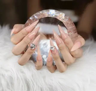 ネイル s. aiのネイルデザイン