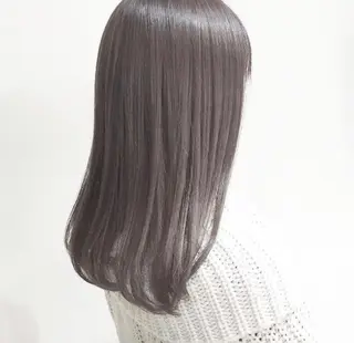 ミディアム カラー iLi所属・iLi 《イリ》のヘアスタイル