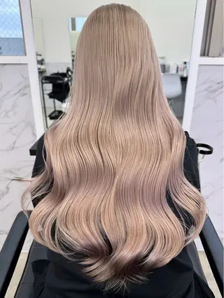 カラー 和木坂 日美のヘアスタイル