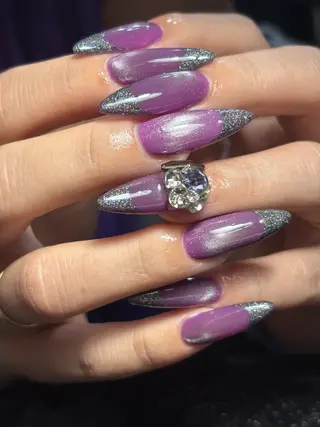 ネイル ✴︎ Delightのネイルデザイン