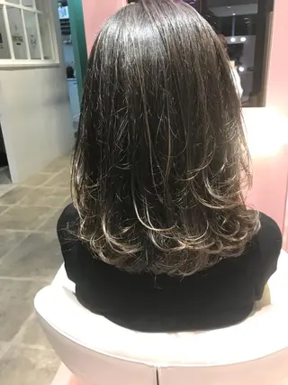 ミディアム 所渉/韓国レイヤー /ウルフカットのヘアスタイル