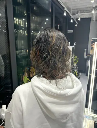 パーマ CS made by SHACHU 栄所属・山田 瑛司のヘアスタイル