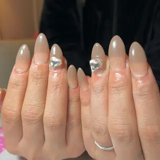 ネイル 金山 沙織のエステ・リラクイメージ
