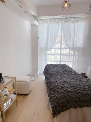 MINT代官山本店【プライベートサロン/オールジェンダー/エイジングケア】所属・ERIKA ODAのエステ・リラクイメージ