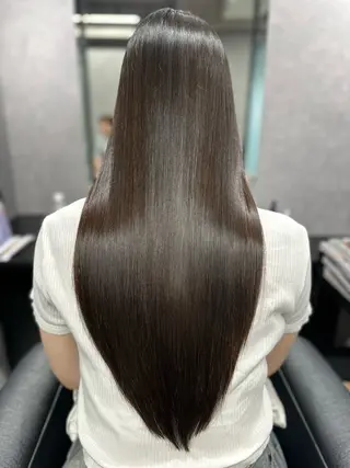 ロング 岩崎 恵実のヘアスタイル