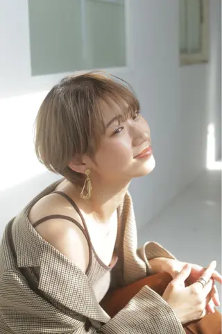 ショート カラー 保子 祐里香のヘアスタイル