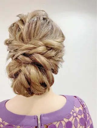 ヘアアレンジ GRANLUSSO 〜グランルッソ駅前店所属・木口 嘉美のヘアスタイル