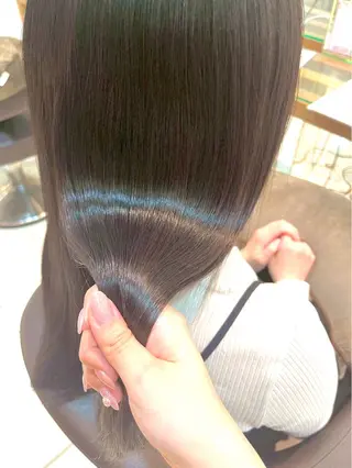 ロング 🎀カラー・カットモ デル募集中✧めい🎀のヘアスタイル