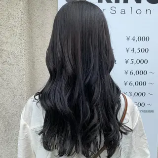 ロング カラー ヘアアレンジ yuka .のヘアスタイル