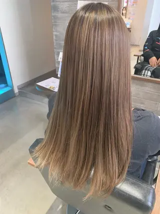 ロング カラー spinhair烏丸店所属・上山 千佳のヘアスタイル