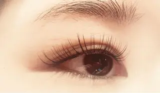 マツエク・マツパ s.i.m eyelash creation所属・鐵野 由香莉のマツエク・マツパデザイン