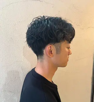 ショート パーマ 吉澤 杏美のヘアスタイル