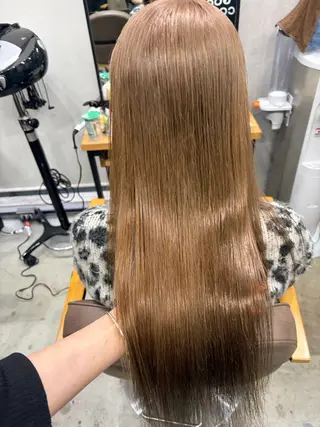 ロング maya レイヤーカットのヘアスタイル