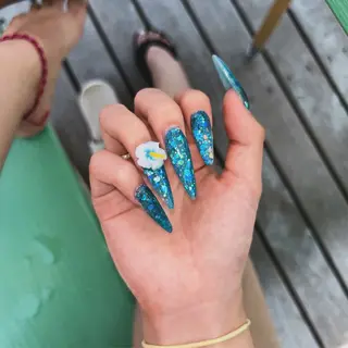 ネイル u'i nail/eye所属・u'i nail.eyeのネイルデザイン