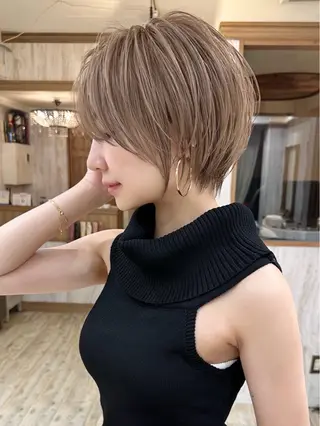 ショート おのだ あやなのヘアスタイル