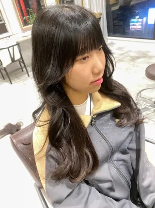 ロング ゅぃ /韓国風/顔周りのヘアスタイル