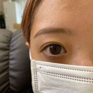 Eyore 櫻木 沙羅の眉毛・アイブロウイメージ