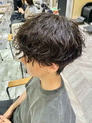 ショート パーマ メンズ 酸スト/フェザー パーマ/三谷海斗のヘアスタイル