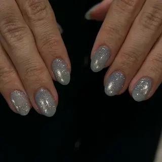 ネイル 前田 梨緒のネイルデザイン