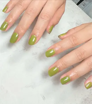 ネイル nail salon 〜Miari〜所属・吉澤 梓のネイルデザイン