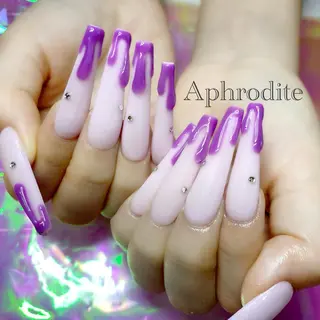 ネイル Aphrodite パラジェル認定サロンのネイルデザイン