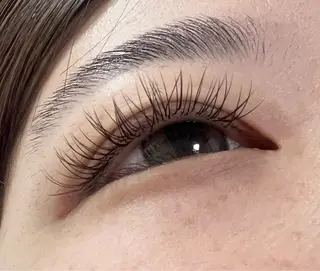 マツエク・マツパ YK Rinのネイルデザイン