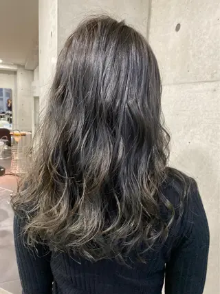 ロング カラー __ みずきのヘアスタイル