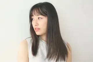 ロング 奈良 明日香のヘアスタイル