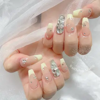 ネイル MoON...❤︎ MeGuのネイルデザイン