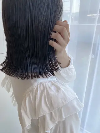 ミディアム Hair lol nico La所属・ヘアーロウル ニコラのヘアスタイル