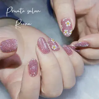 ネイル Reona nail所属・Reona Nailのネイルデザイン
