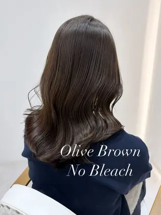 セミロング カラー 赤み消し/オリーブ カーキ/福田れんのヘアスタイル