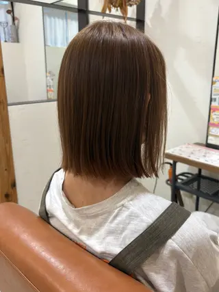 ミディアム 艶感暖色カラー /透明感/瀬戸山舞のヘアスタイル