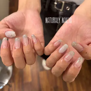 ネイル Naturaly Nailys所属・プライベートサロン rieのネイルデザイン