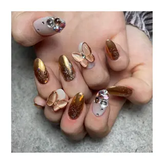 ネイル 駒月 明日香の眉毛・アイブロウイメージ