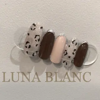ミディアム nail LUNA BLANCのネイルデザイン