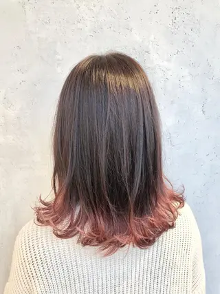 ミディアム カラー ヘアアレンジ ｲﾝﾅｰｶﾗｰ屋さん 🫧伊藤拓実のヘアスタイル