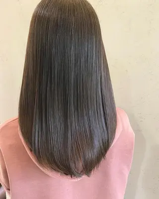 ロング カラー SALOWIN仙台suite所属・我妻 愛樹のヘアスタイル