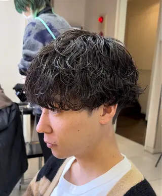 メンズ 🎖️似合わせメンズ パーマ🎖️カネキのヘアスタイル