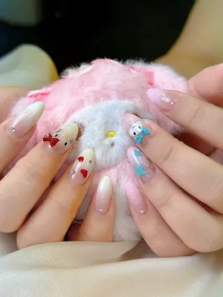 ネイル ア リスのネイルデザイン