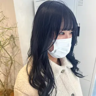 セミロング カラー デザインカラー/パー マ🦖外岡咲希🦖のヘアスタイル