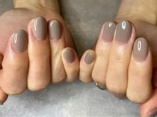 ネイル gluck(グリュック)所属・なかがわ まゆこのネイルデザイン