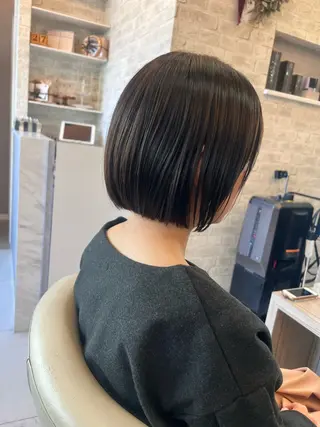 ショート カラー 艶グレージュカラー 美髪特化美容師のヘアスタイル