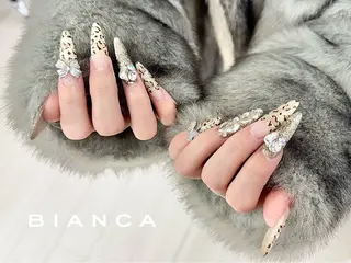 ネイル ネイルサロンビアンカ 大宮店長 モリサワのネイルデザイン