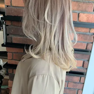 セミロング カラー ひらやま りょういちのヘアスタイル