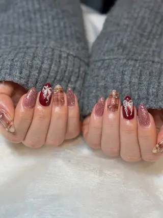 ネイル nailsalon moe.所属・yume 大人ガーリーネイルのネイルデザイン